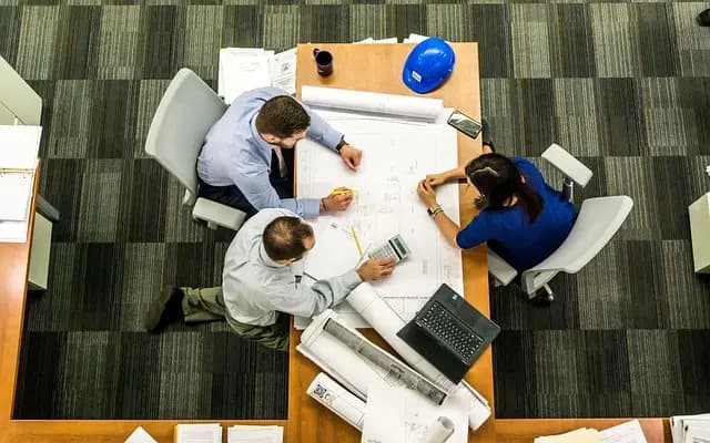 Guide Pratique pour Élaborer une Stratégie de Rachat et Optimisation Financière